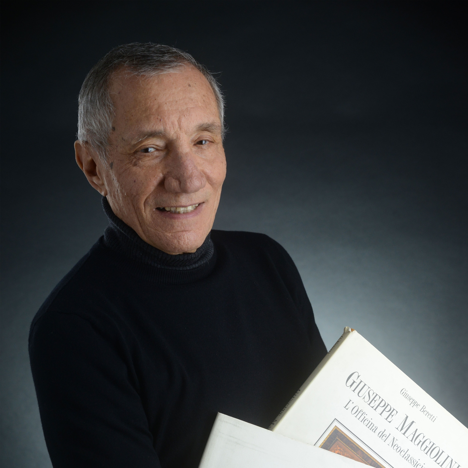 Antonio Cuoccio - Maestro Restauratore di AC Restauroportoni Milano dal 1976